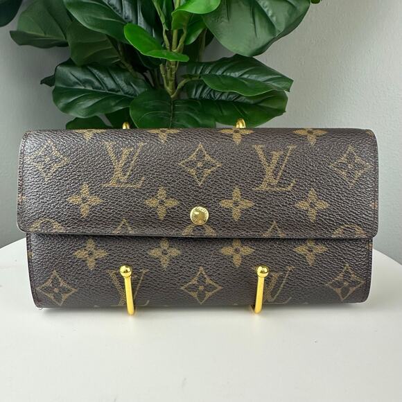 B139💎✨Authentic Louis Vuitton Monogram Bifold Long Sarah Wallet Porte Tresor - Picture 1 of 5